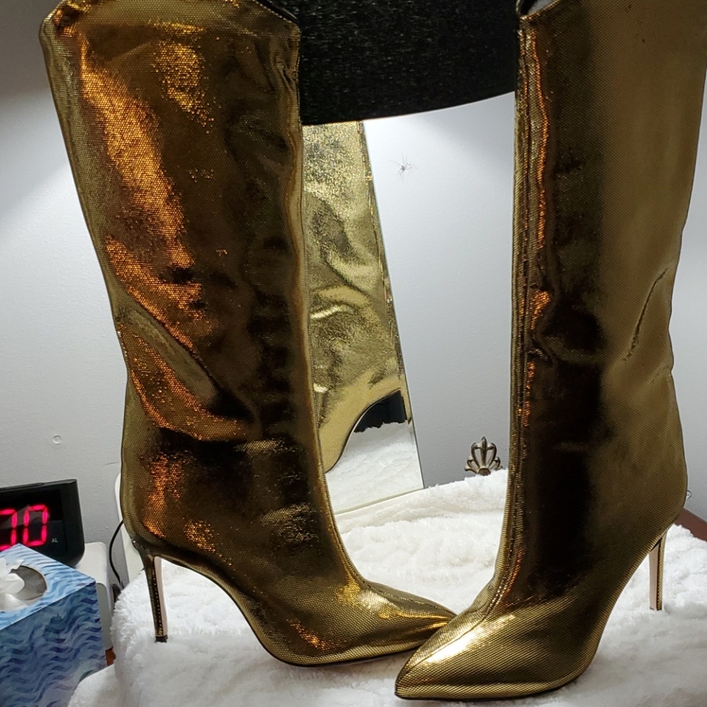 Gorgeous gold boots